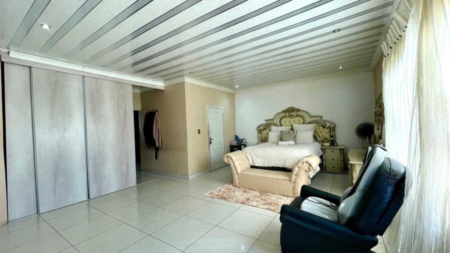 3 Bedroom Property for Sale in Orkney Park North West